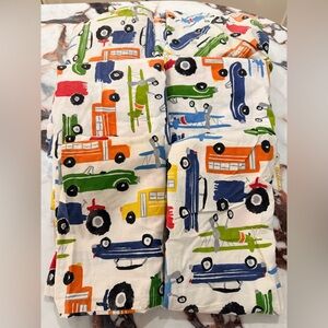 Pottery Barn set of 2 Twin sheet sets